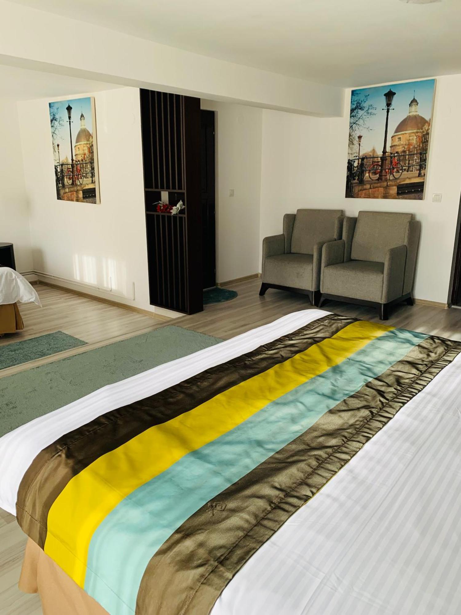 Casa Lazar Bed & Breakfast Topliţa Екстериор снимка